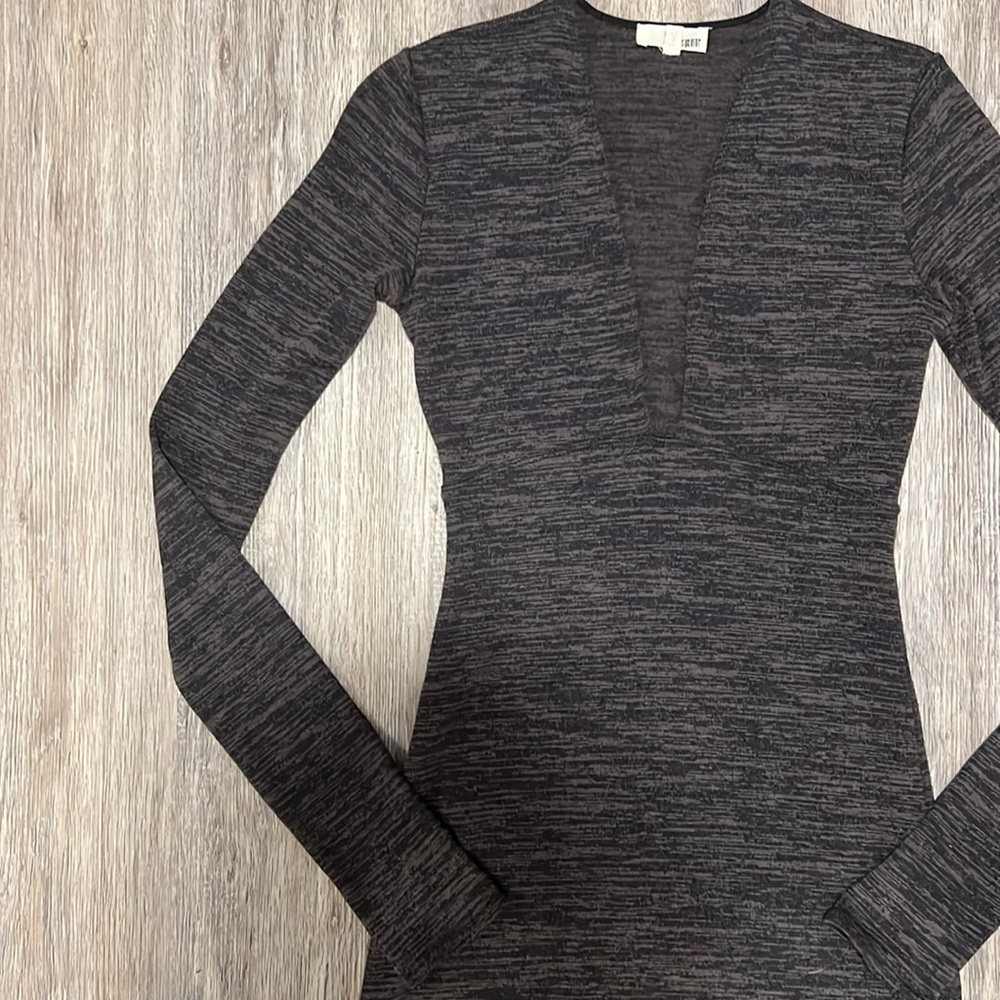 Aritzia Wilfred Free Abby Plunge V Neck Long Sleeve Midi Dress - Picture 6 of 16
